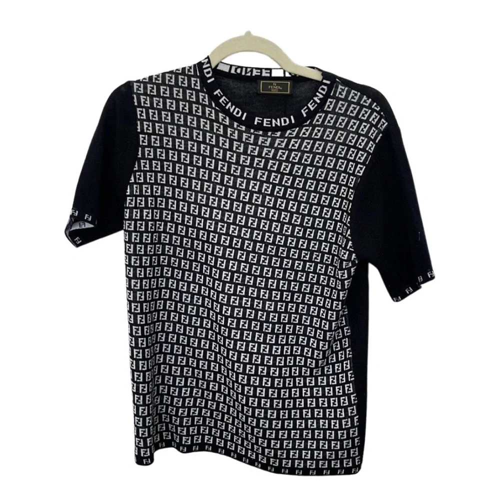 Authentic Fendi zucca shirt - Picture 2 of 11